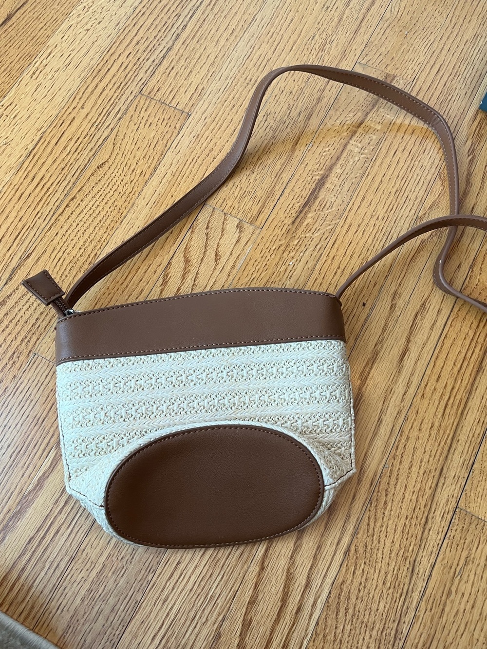 Source Unknown Cream Woven Shoulder Bag with Brown Trim Casual Quiet Luxury - Picture 2 of 4